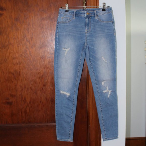 Mossimo High Rise Ripped Jegging Jean - Picture 4 of 6